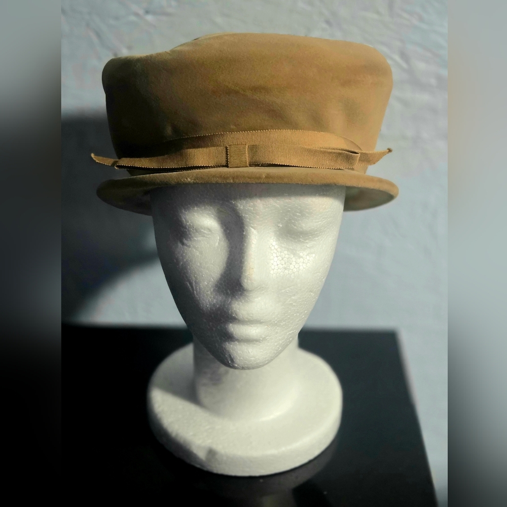 Vintage 60s Barnee Butterscotch Velvet Hat W/ Band & Bow
